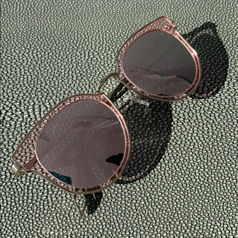 Pink mirrored sunglasses